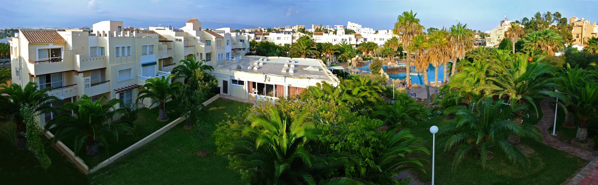 Apartamentos Moguima Roquetas de Mar Zewnętrze zdjęcie